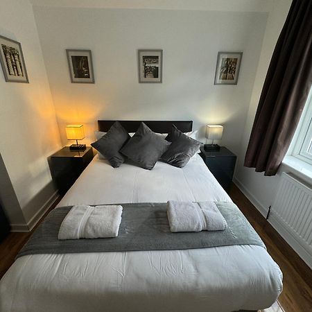 Oakhurst Gatwick B&B Кролі Екстер'єр фото