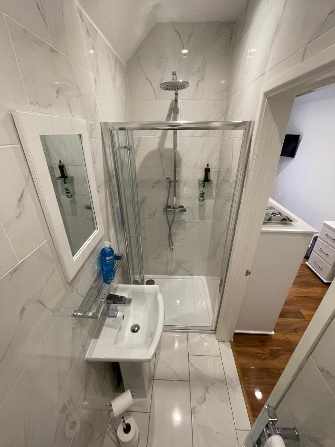 Oakhurst Gatwick B&B Кролі Екстер'єр фото